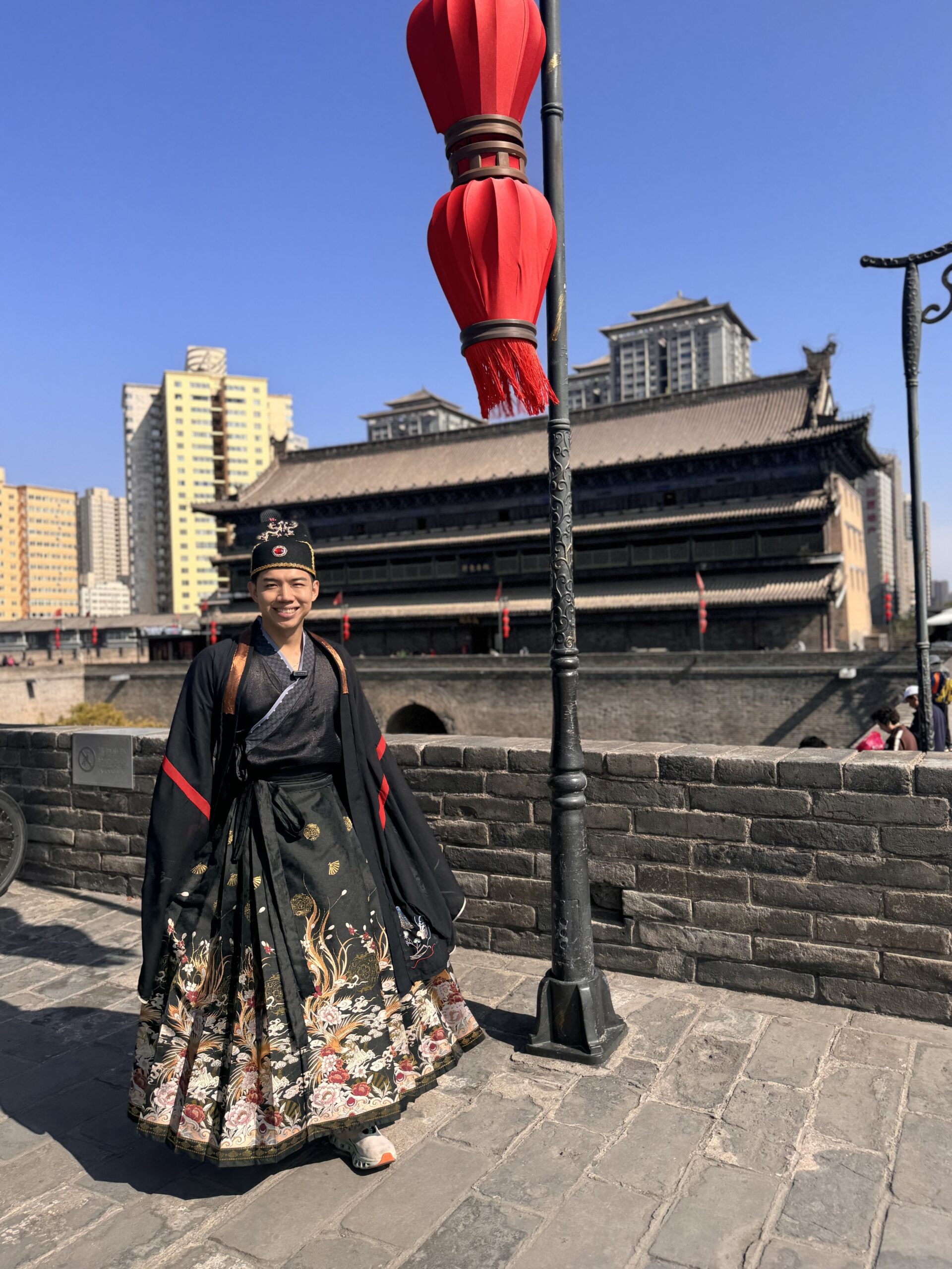 leotrails-in-traditional-hanfu