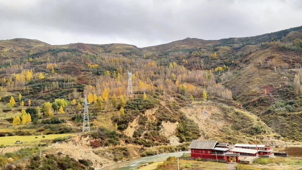 Stunning landscape view - Exploring Huanglong: A Breathtaking Experience - Leo Trails