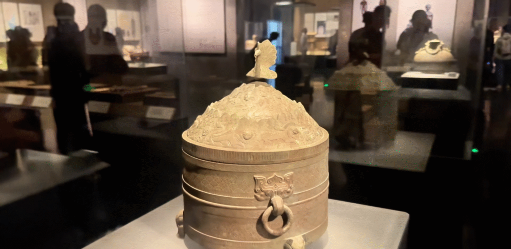 Bronze wine vessel - Chengdu Top 9 Must-Visit Spots - Leo Trails
