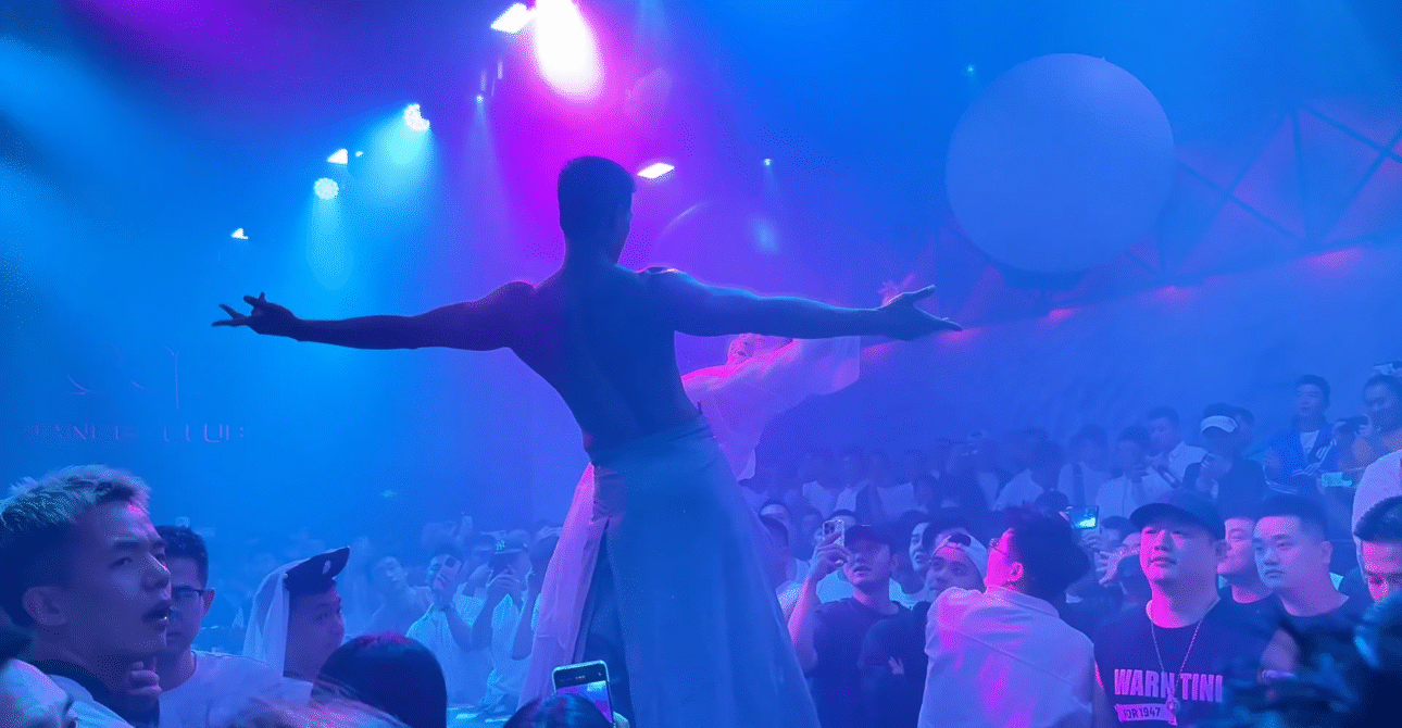 Discover LOOP Club: The Best Gay Club in Chongqing