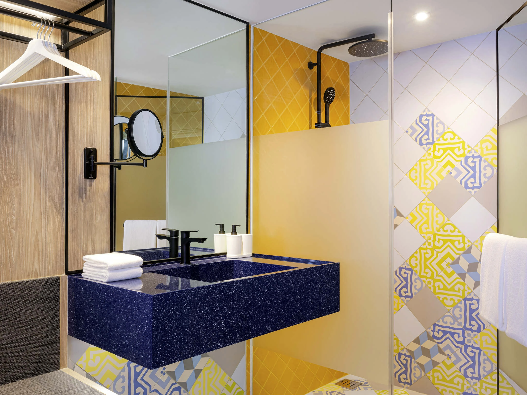 Ibis Styles Hotel BathRoom - Erawan Shrine Bangkok: A Guide on How to Pray - Leotrails