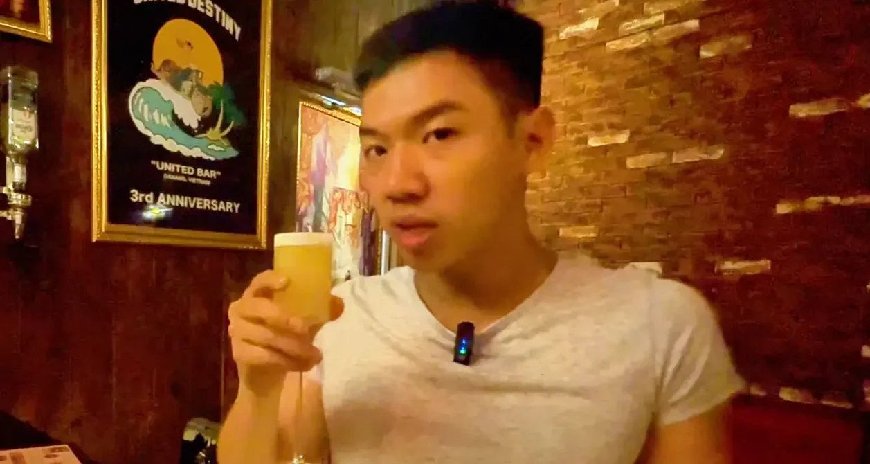 🤫 Da Nang Hidden Bar: The Secret Behind a Banh Mi Stall