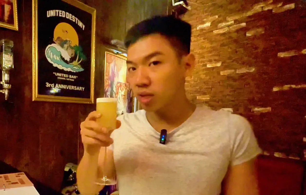 🤫 Da Nang Hidden Bar: The Secret Behind a Banh Mi Stall