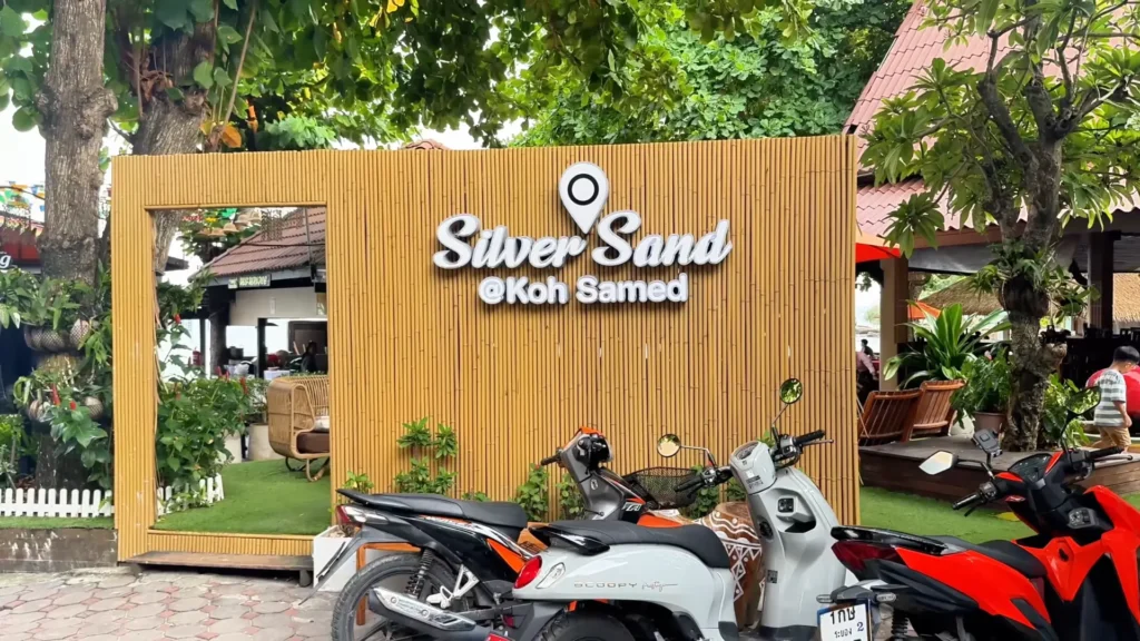 Silver Sand Hotel - Your Easy Guide to Koh Samet from Bangkok (Bus, Boat & Tips) - Leotrails