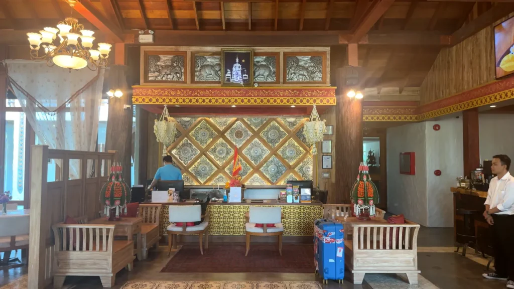 indoor view of Nampiangdin Hotel - Where to Stay in Chiang Mai: A Peaceful Lanna-Style Hotel - Leotrails