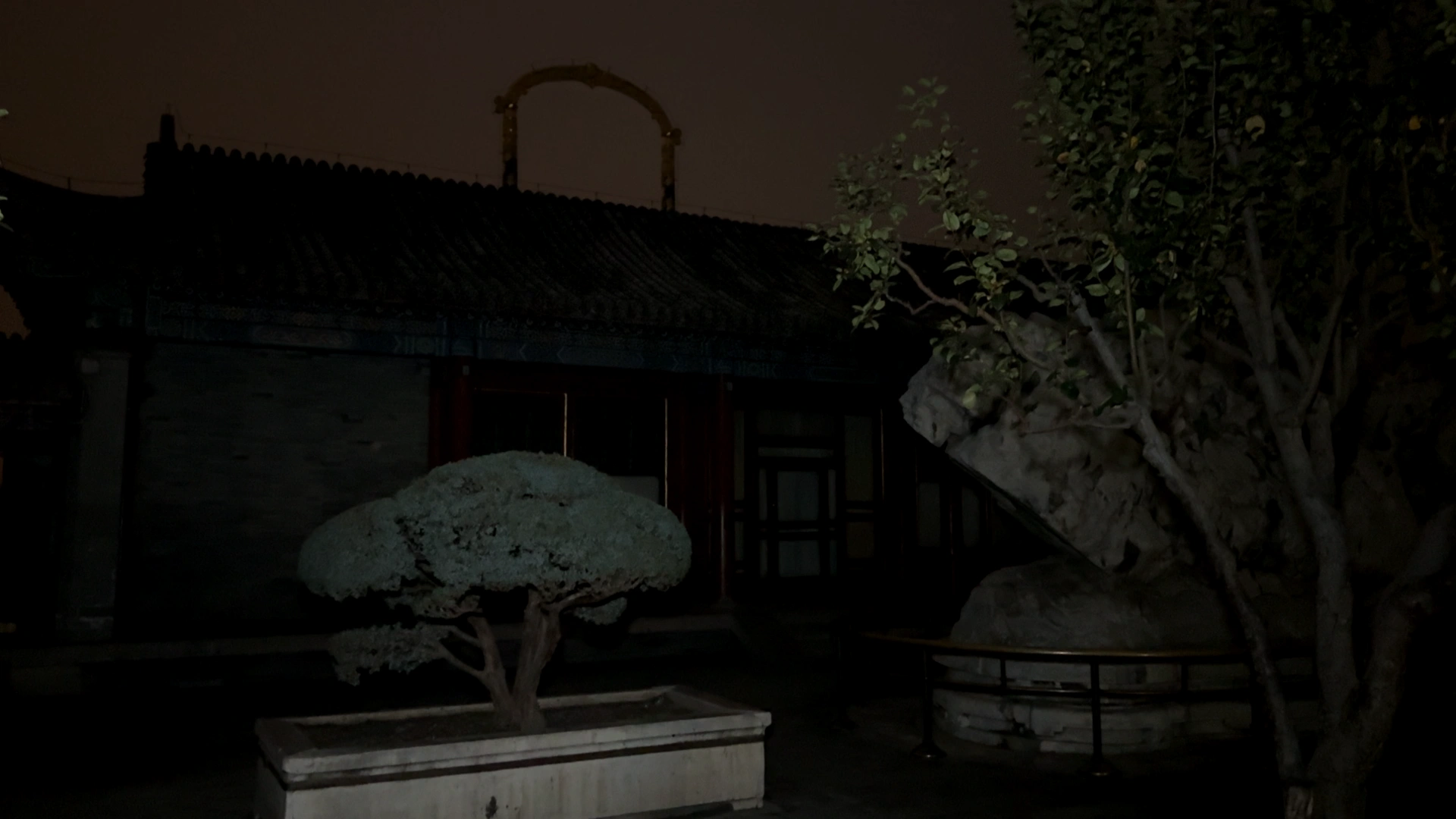 Summer Palace at Night Time - Discover Summer Palace at Night: Imperial History of Beijing - Leo Trails