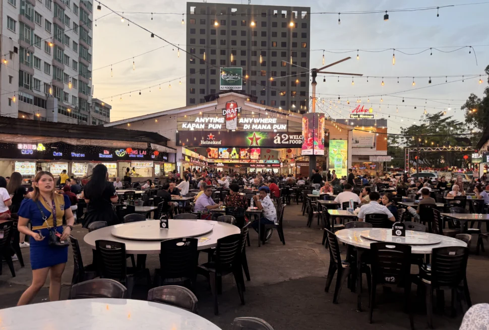 A2 Food Court Batam - Where to Eat in Batam: My Top Restaurant Picks 🍽️ - Leotrails