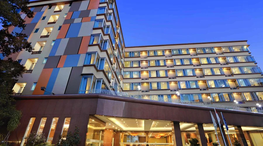 Aston Inn Gideon Batam Exterior - 🏨 Where to Stay in Batam for a Weekend Getaway - Leotrails