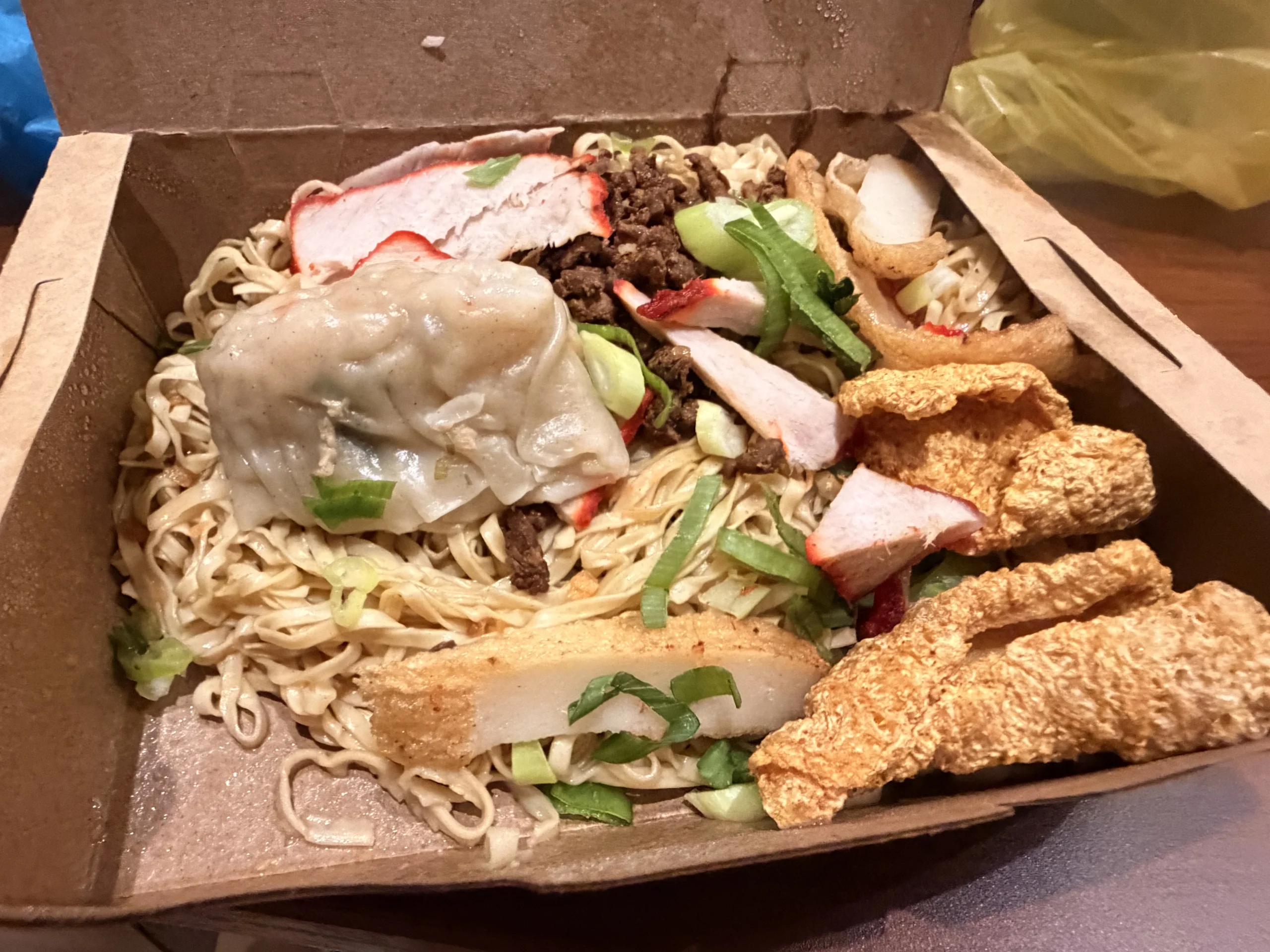 mie singkawang pak lucky by grab - Where to Eat in Batam: My Top Restaurant Picks 🍽️ - Leotrails