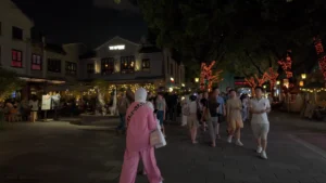 Crowds walking around Xintiandi - The Ultimate Shanghai Bucket List: 9 Must-Do Experiences 🌟 - Leotrails