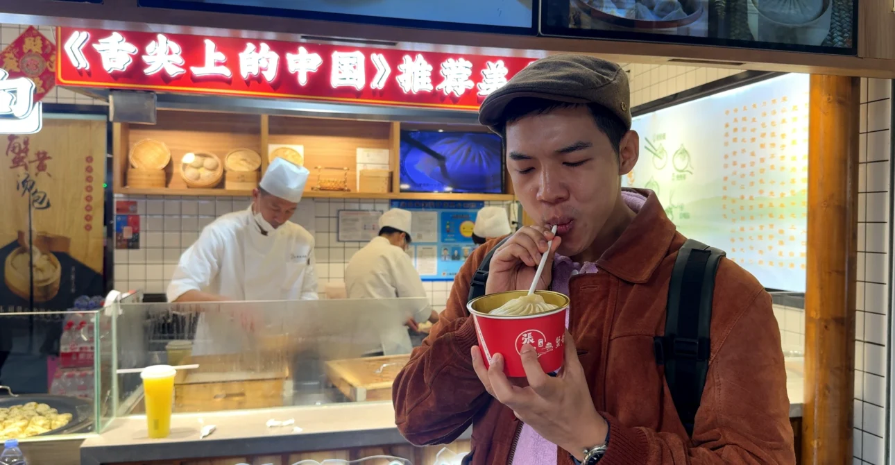 The Ultimate Shanghai Bucket List: 9 Must-Do Experiences 🌟