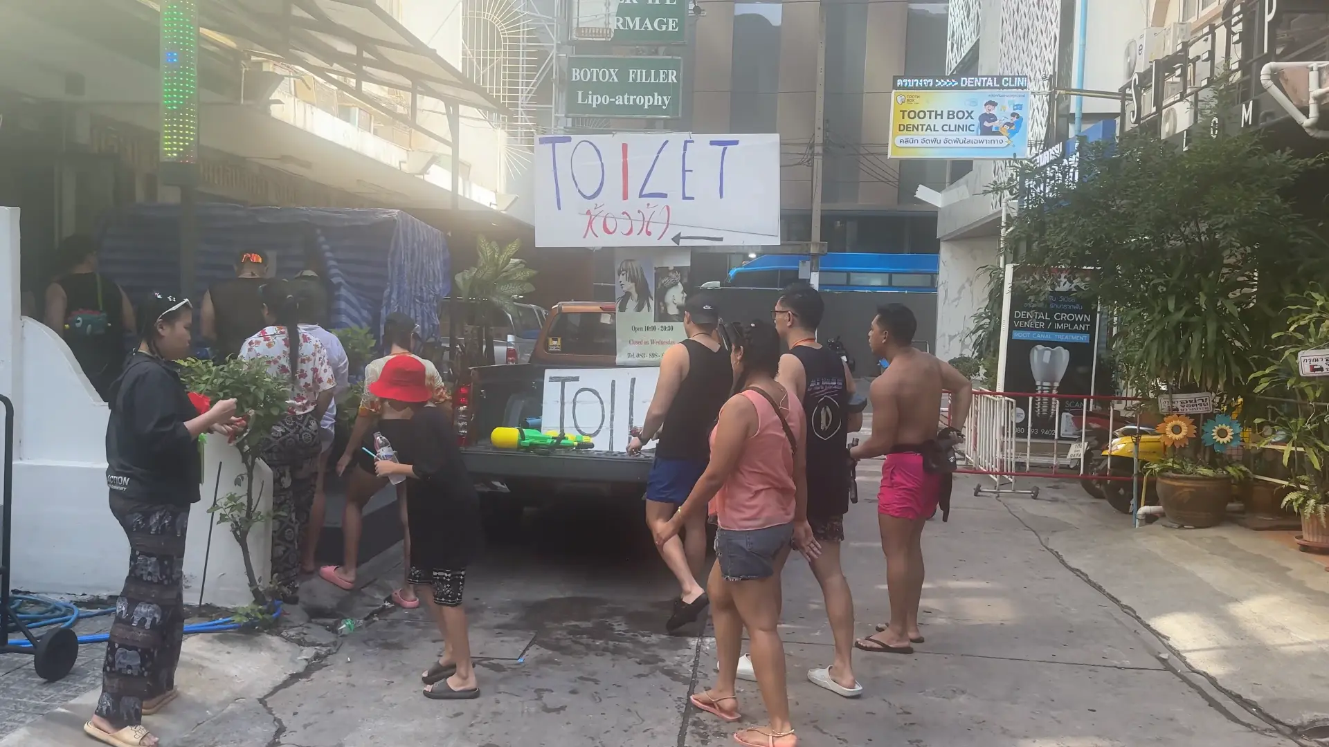 Public Toilet - The Wildest Songkran Water Fight in Silom Bangkok 💦 - Leotrails