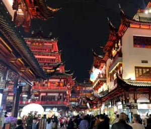 The Bazaar - Yu Garden Shanghai: Calm by Day, Alive by Night 🌱 - Leotrails