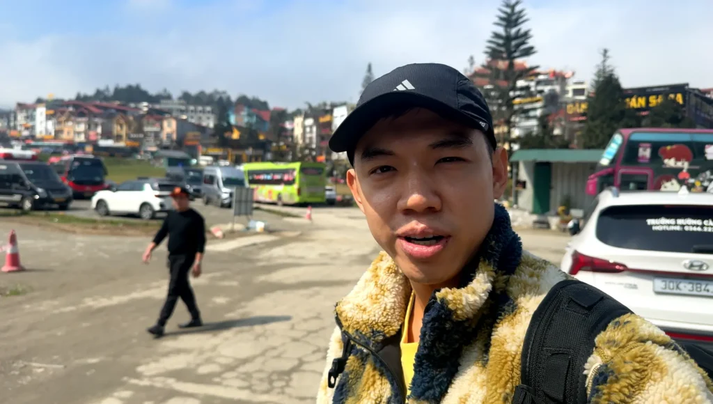 I am in the Sleeper Bus -How Much Does Sapa Travel Cost? My Day 1 Breakdown 💸- Leotrails