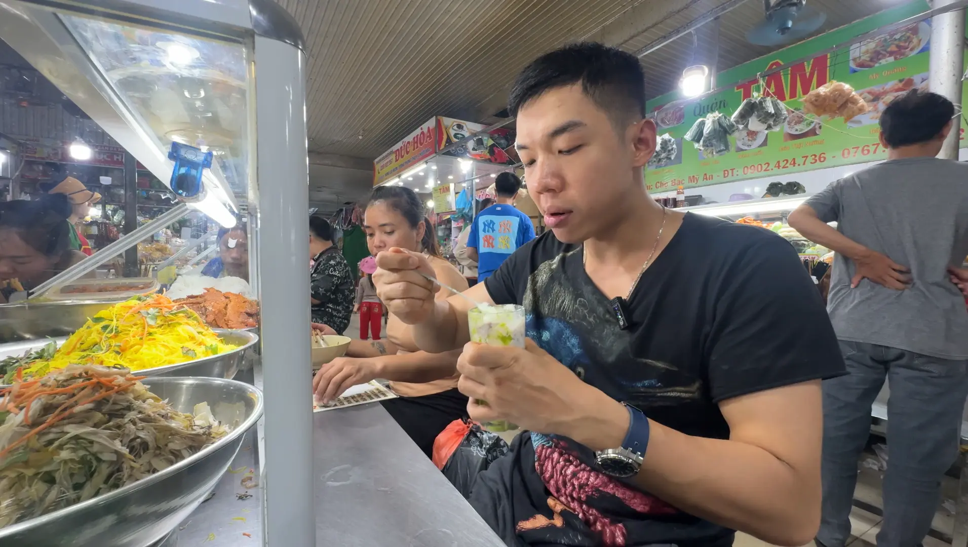 Top 4 Local Dishes in Da Nang For First Time Visitors 🍽️