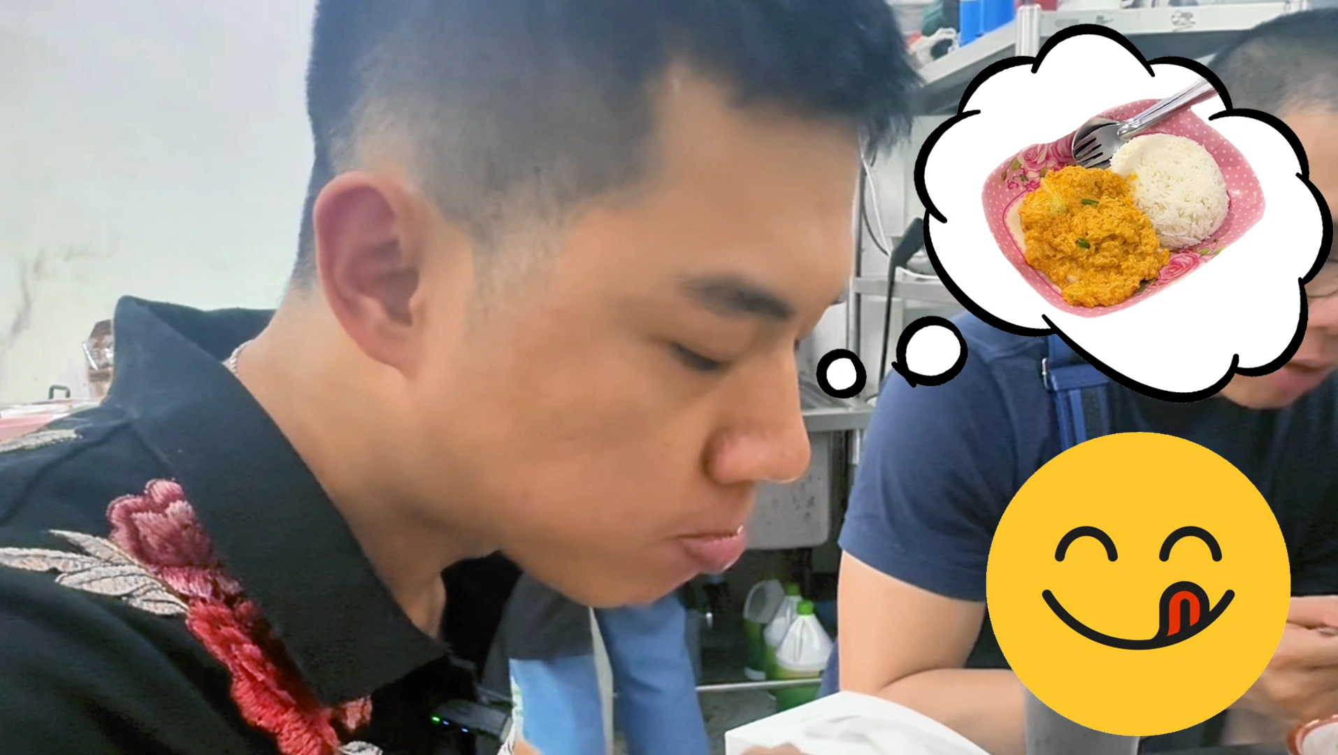 Discover The Best Curry Crab Omelette in Bangkok 🥘