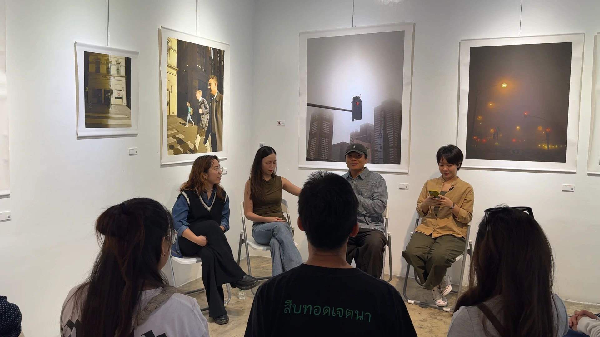 Speakers gather here - Song Wat Bangkok: How to Spend a Day Here 🏠 - Leotrails