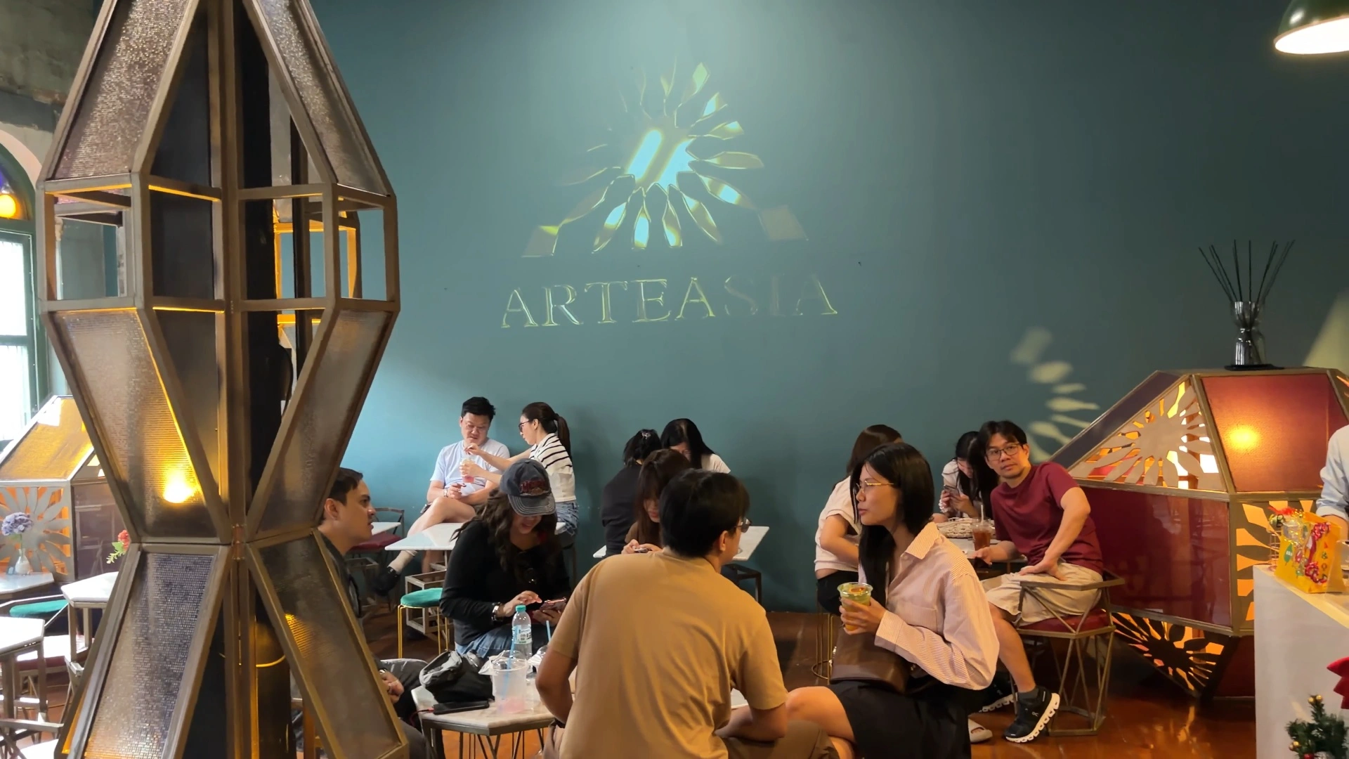 Crowds are hanging out at Arteasia - Song Wat Bangkok: How to Spend a Day Here 🏠 - Leotrails