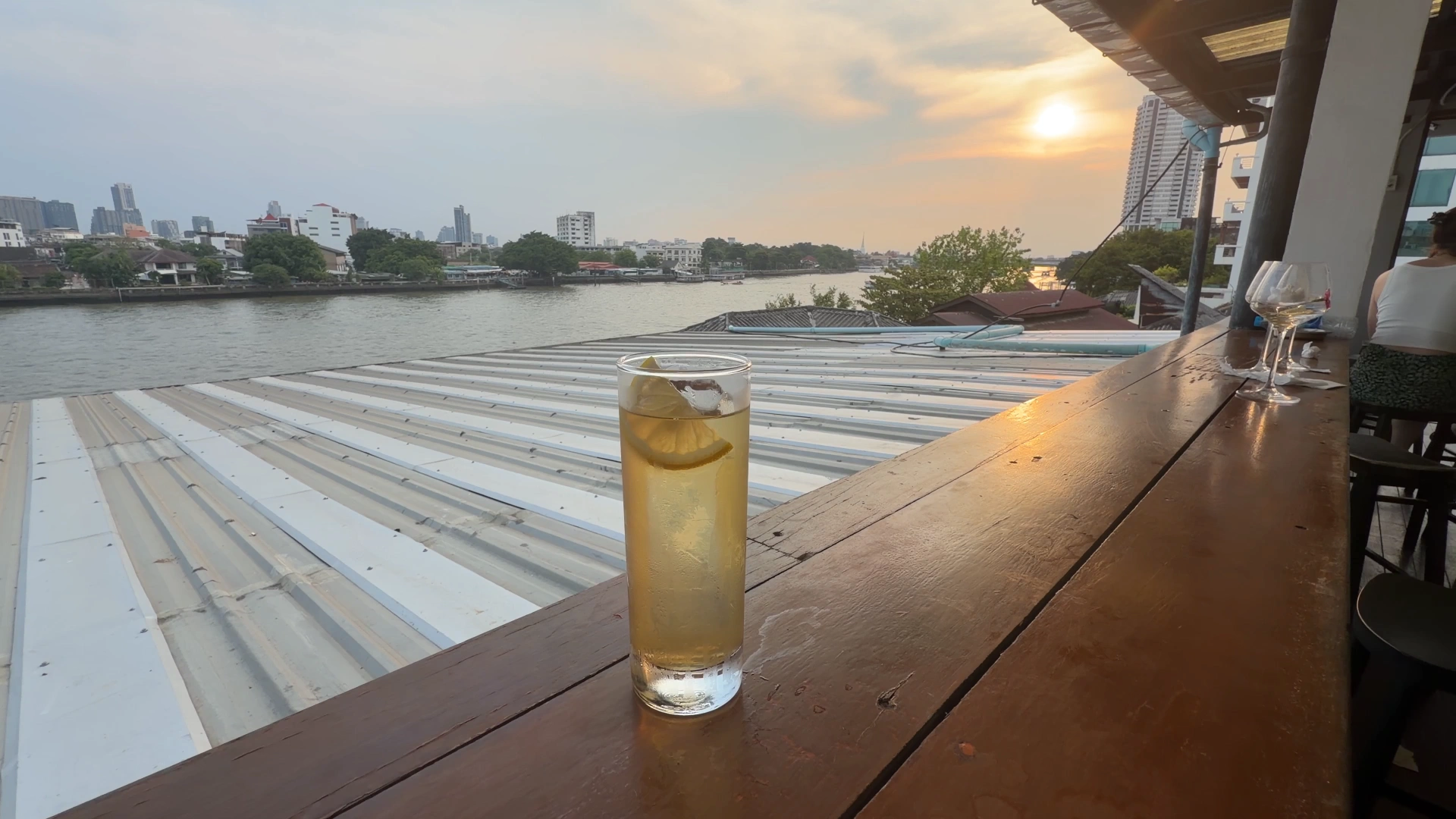 I Ordered Daiquiri in Barbon - Song Wat Bangkok: How to Spend a Day Here 🏠 - Leotrails