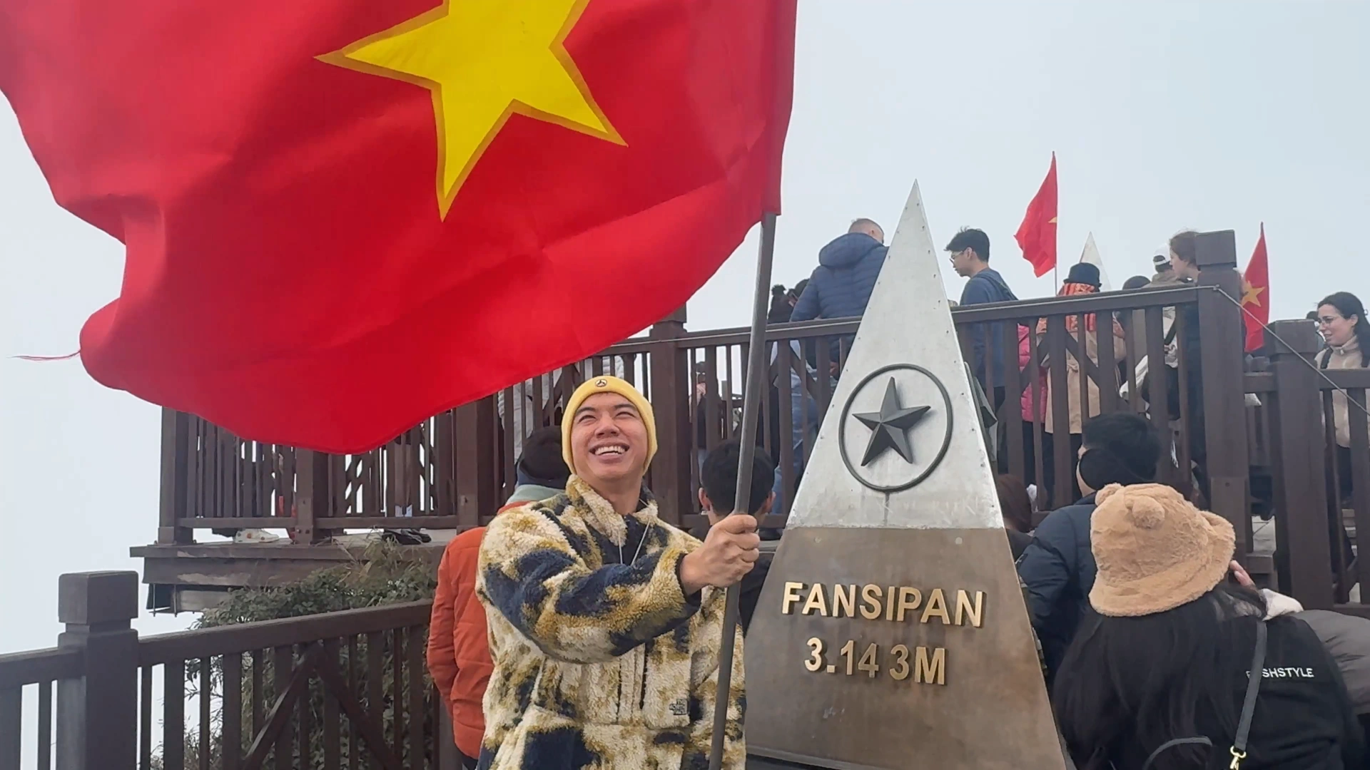 How to Buy Fansipan Mountain Tickets the Easy Way 🎟️