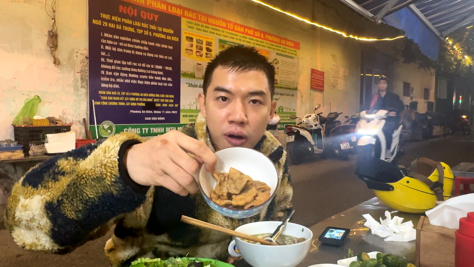 Even I ordered more fish cakes here - What to Eat in Haiphong: Amazing Local Food Experience😋 - Leotrails