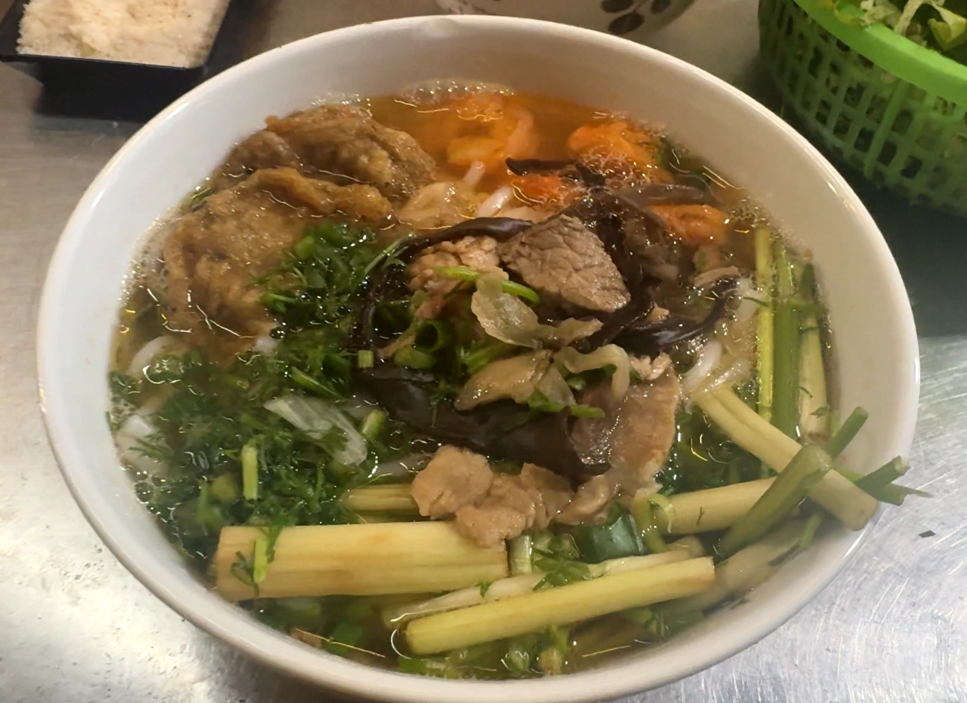 bún tôm - What to Eat in Haiphong: Amazing Local Food Experience😋 - Leotrails