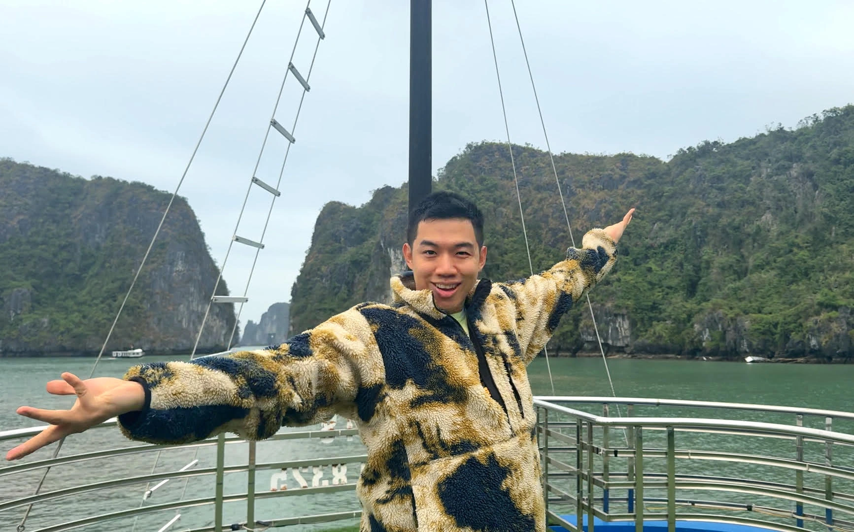 Halong Bay Cruise Routes: Which one is better? 🛥️