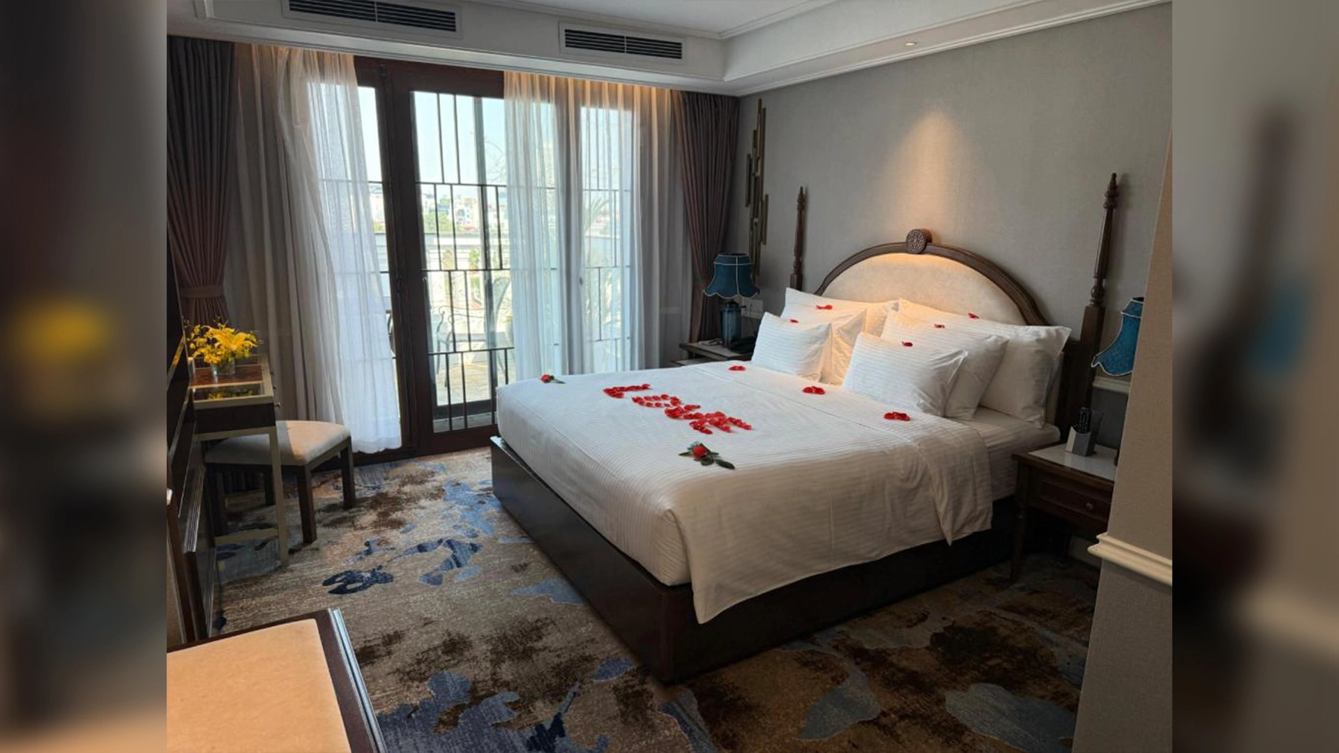 The Oriental Jade Hotel Bedroom View